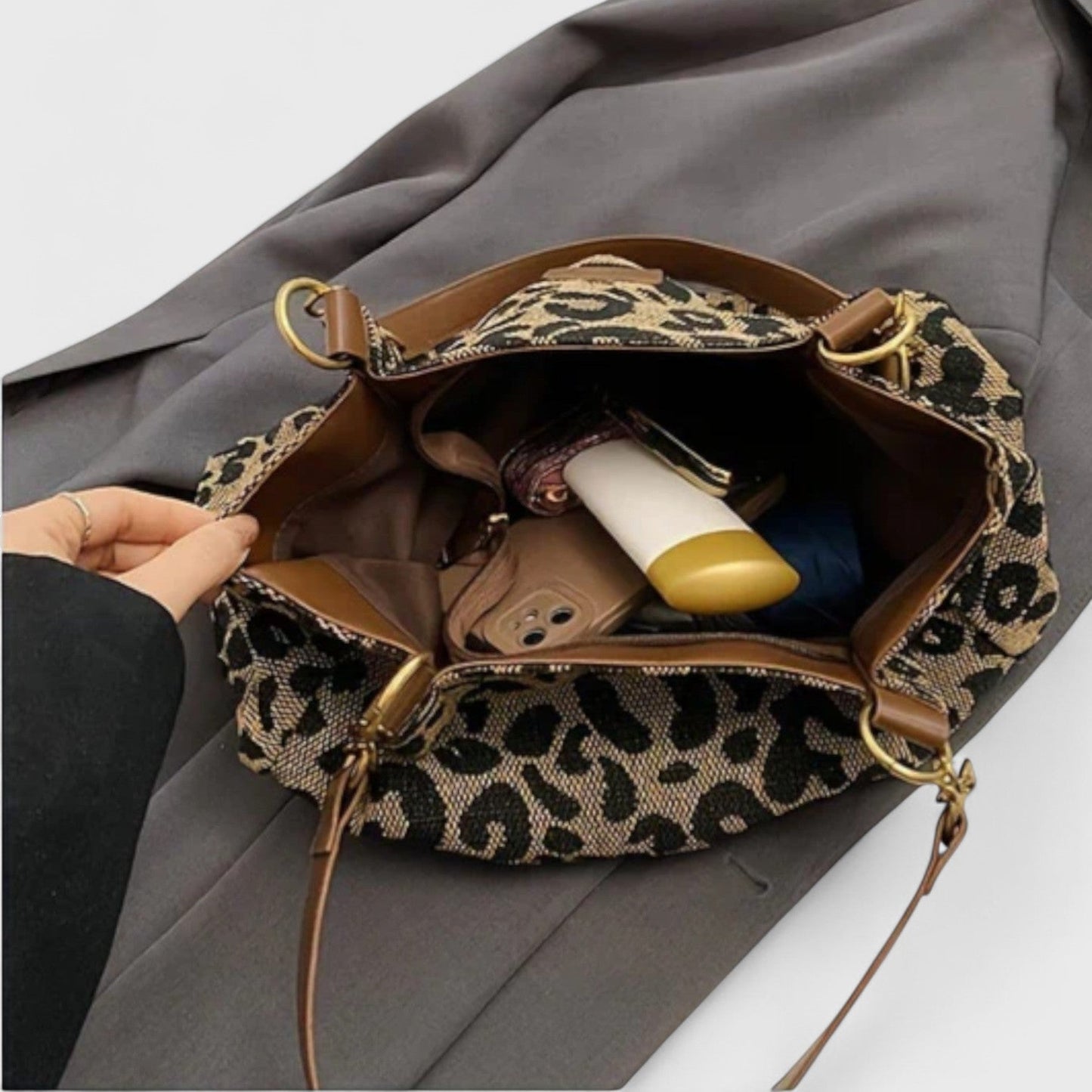 Leona Leopard Tote